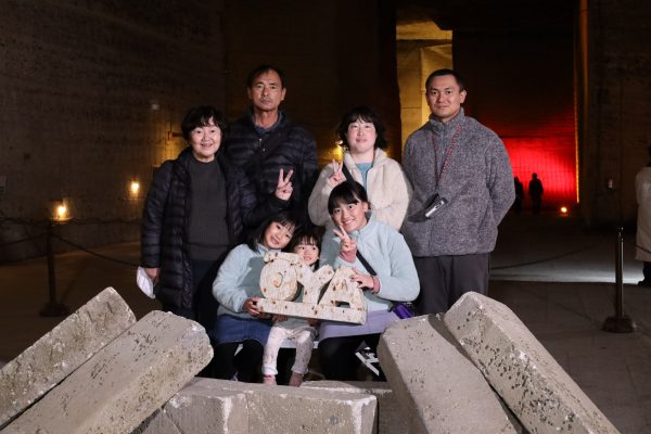 家族旅行で鬼怒川温泉へ向かうの途中、寄りました。息子家族は初めてで凄く感動してました。いい思い出ができました。