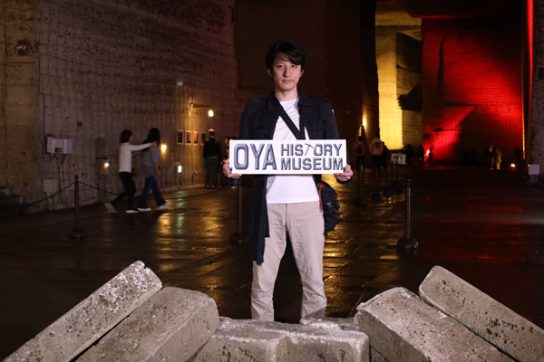 大学の同期会で。でもみんな恥ずかしがって僕しか写りませんでした!