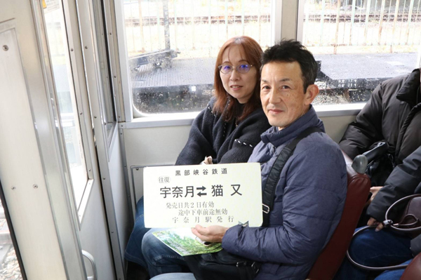 非日常を味わうために来ました。紅葉と雪山が一度に楽しめて、得した気分になりました。